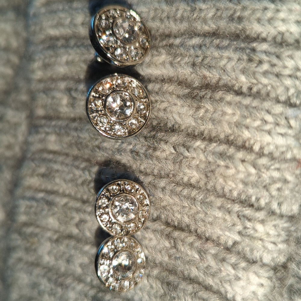 2 Pairs New Elegant Round Diamante CZ Silver Stud Earrings Stud Pierced - Picture 4 of 9